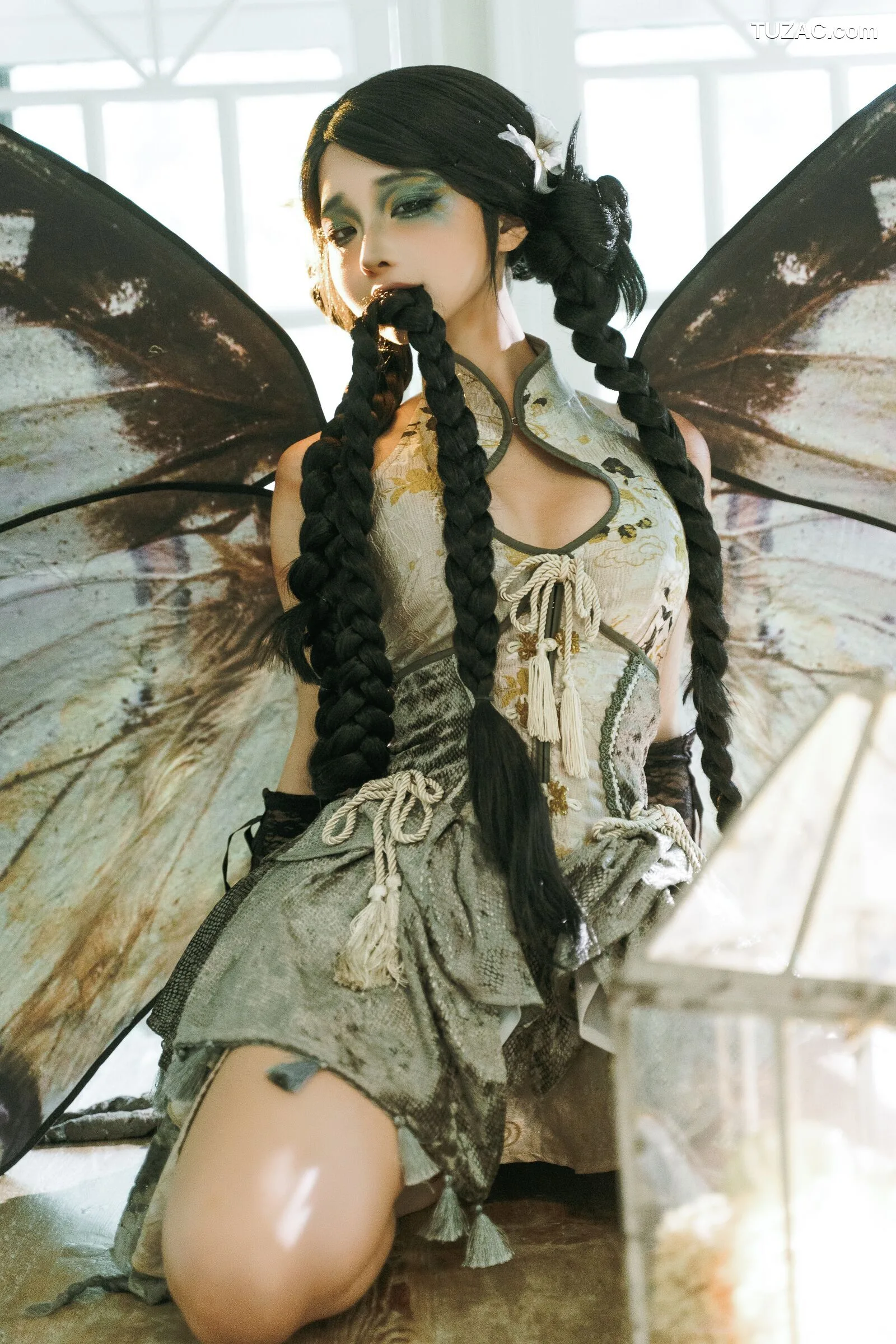 Aleksandra Bodler – Ahri - 66